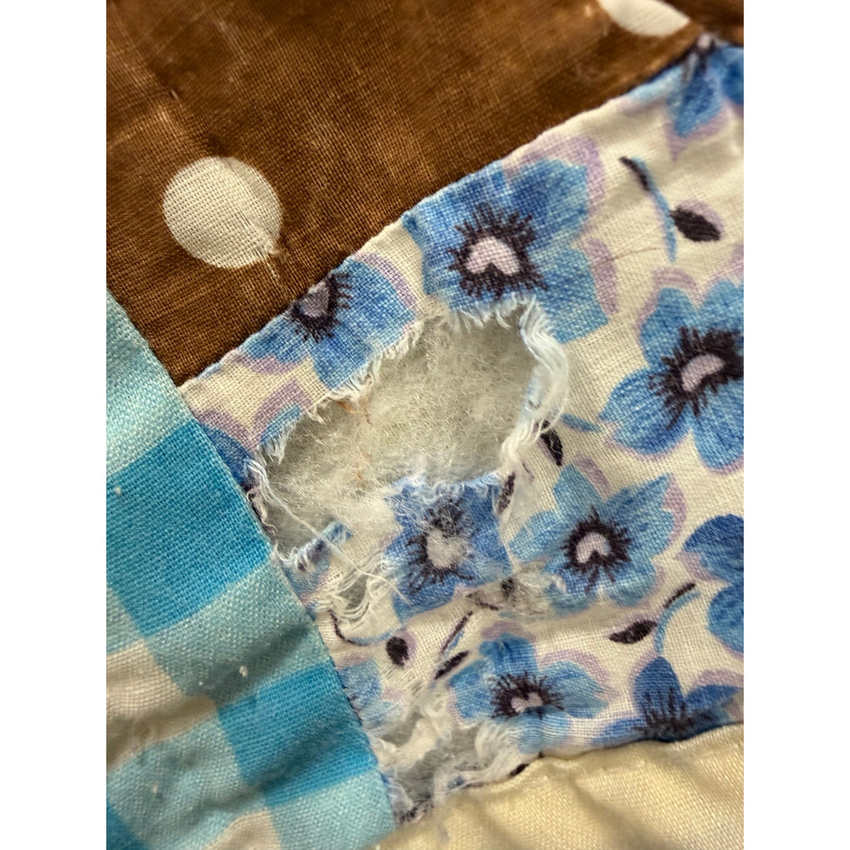 Vintage Hand Quilted 20-Piece Nine Patch Quilt Blue Gingham 66 x 77 – additional view 14