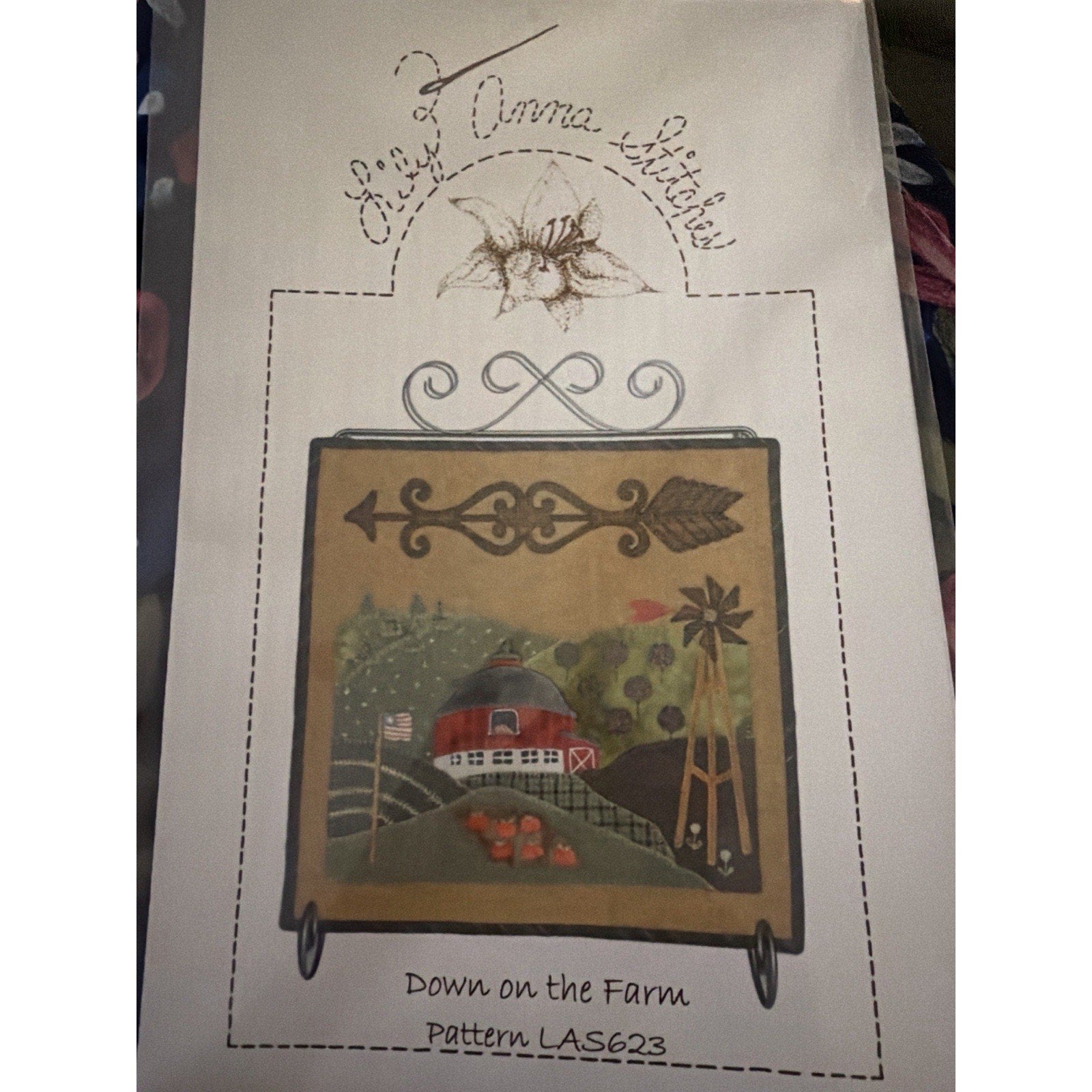 Lily Anna Stitches Down on the Farm Pattern LAS623 Farm Quilt NEW