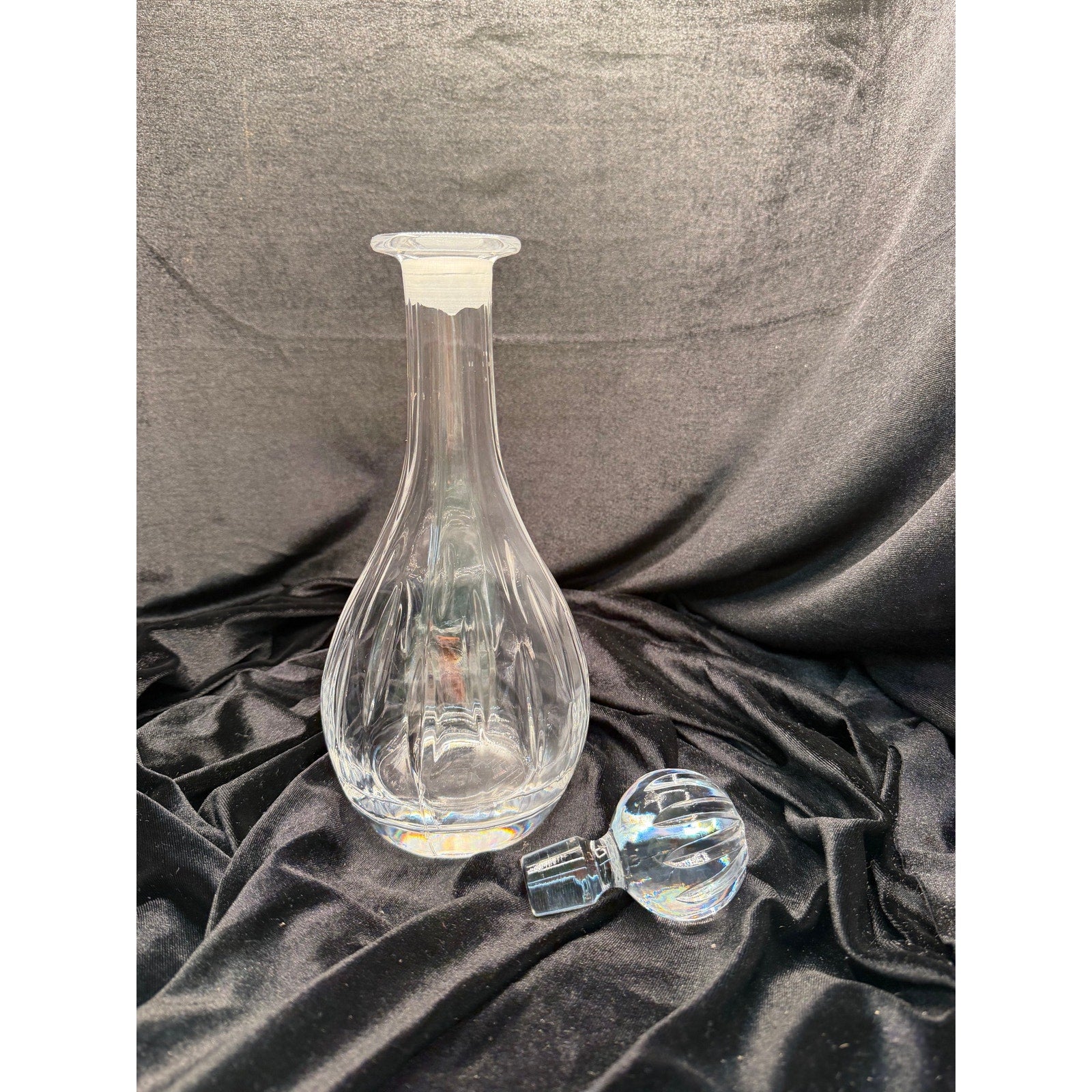 Vintage Heavy Crystal Decanter Optic Ribbed Glass Whiskey Barware 13”