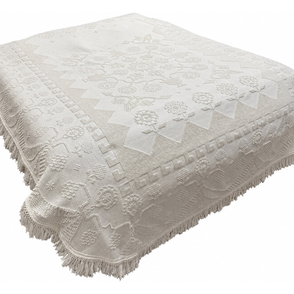 Vintage Bates George Washington's Choice Chenille Bedspread 86 x 108