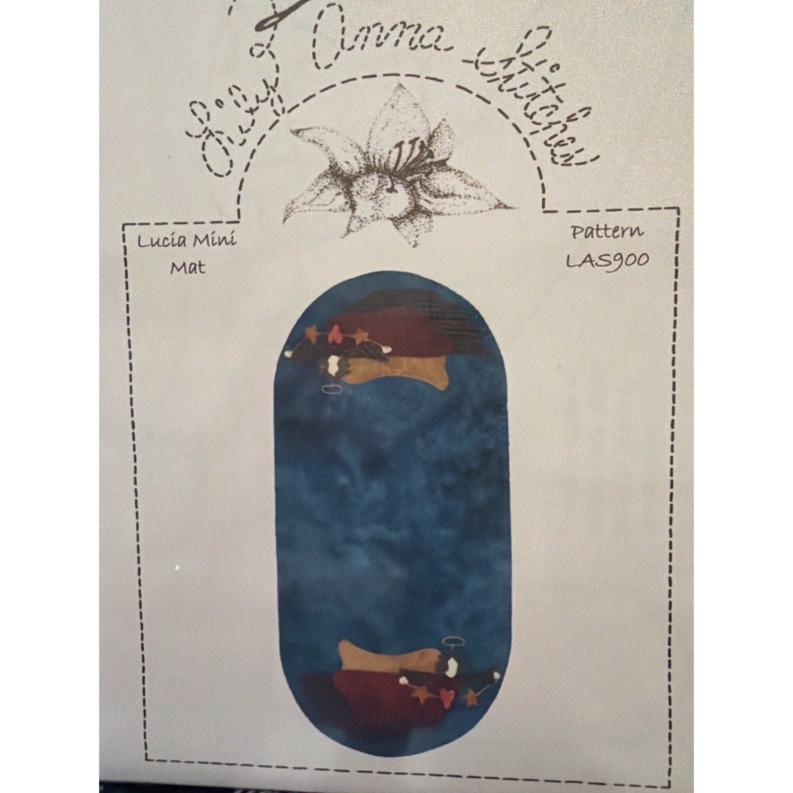 Lily Anna Stitches Lucia Mini Mat LAS900 Wool Applique Pattern