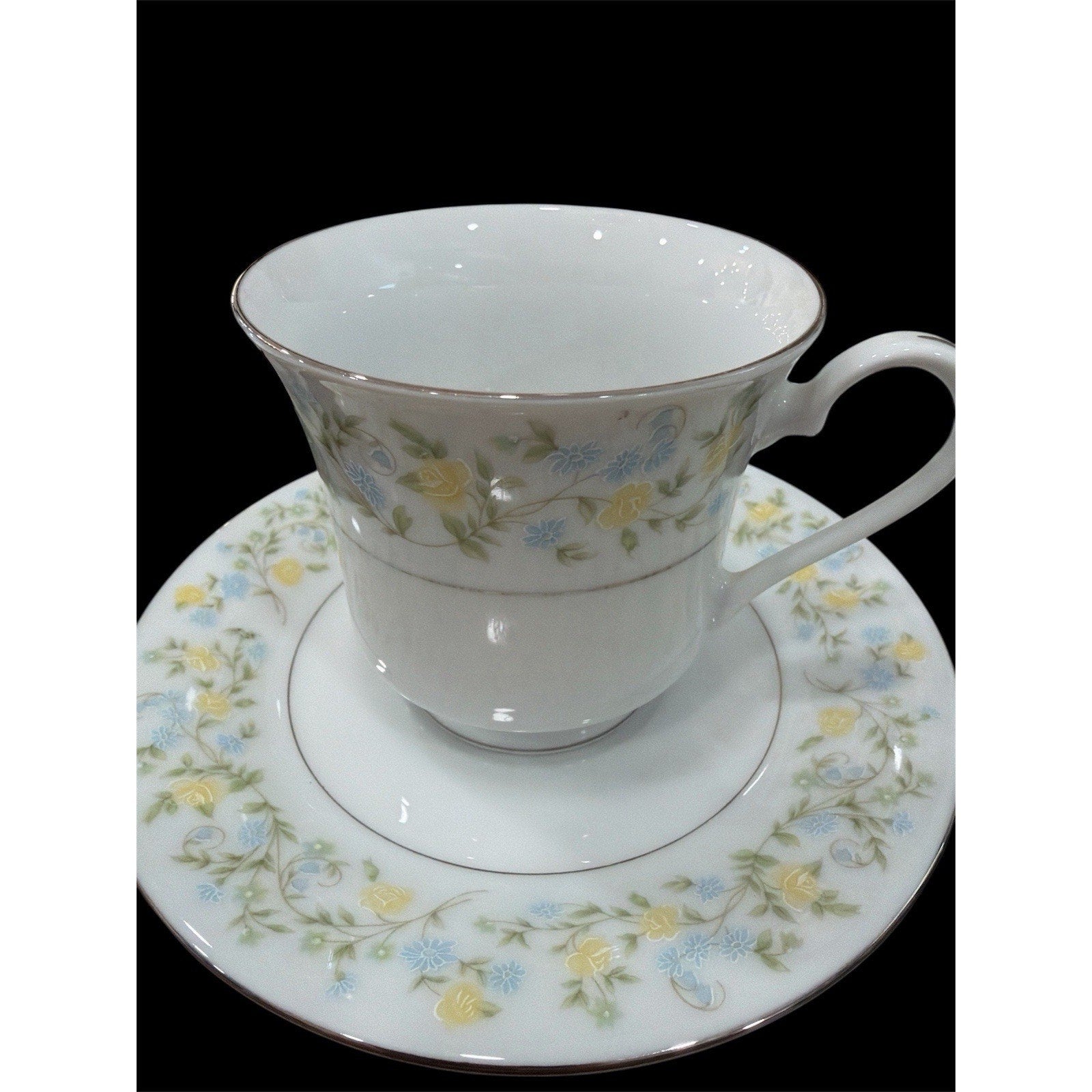 Crown Ming Jian Shiang Fine China Tea Cups & Saucers 13 Pc Tea Set