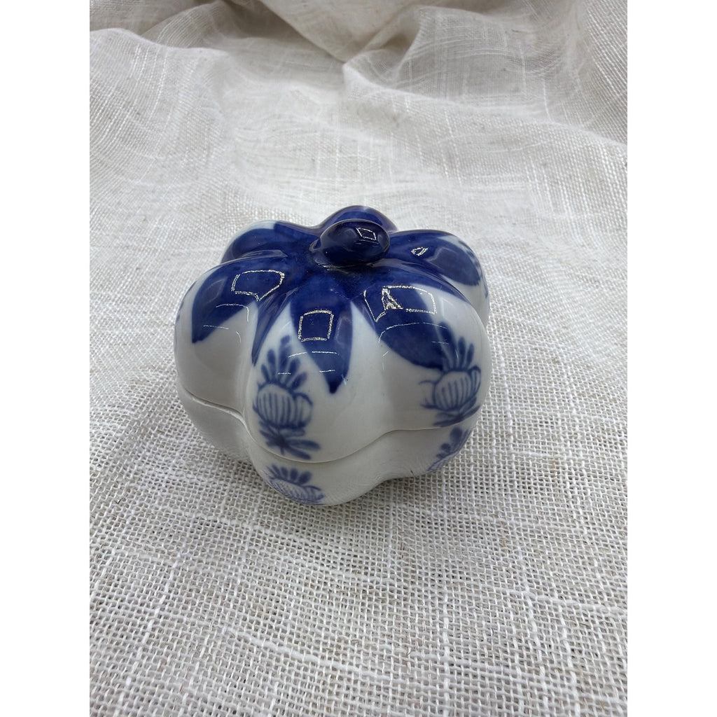 Vintage Blue White Porcelain Pumpkin Trinket Box Small Jewelry Box China