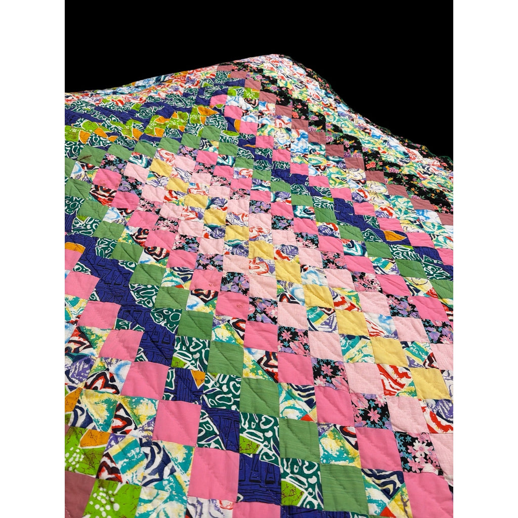 Vintage Hand Quilted Patchwork Quilt Ruby South Sawtooth Edge 106" x 75" – additional view 6
