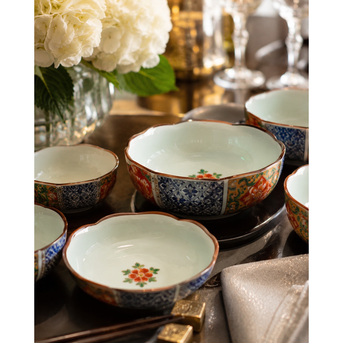 Vintage Arita Ware Seihō Porcelain Bowl Set in Signed Wood Box 12 Pieces