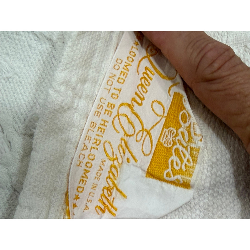 Vintage Bates Queen Elizabeth White Cotton Bedspread Full 94x110 Fringed