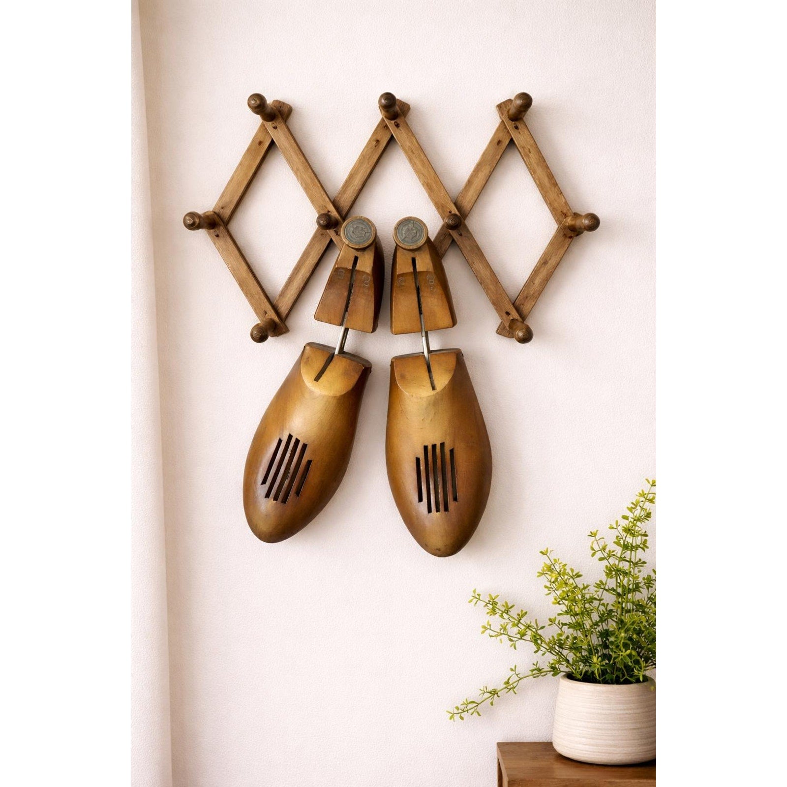 Primitive Wood Wall Rack Shoe Forms Farmhouse Decor Expandable Hanger Vintage