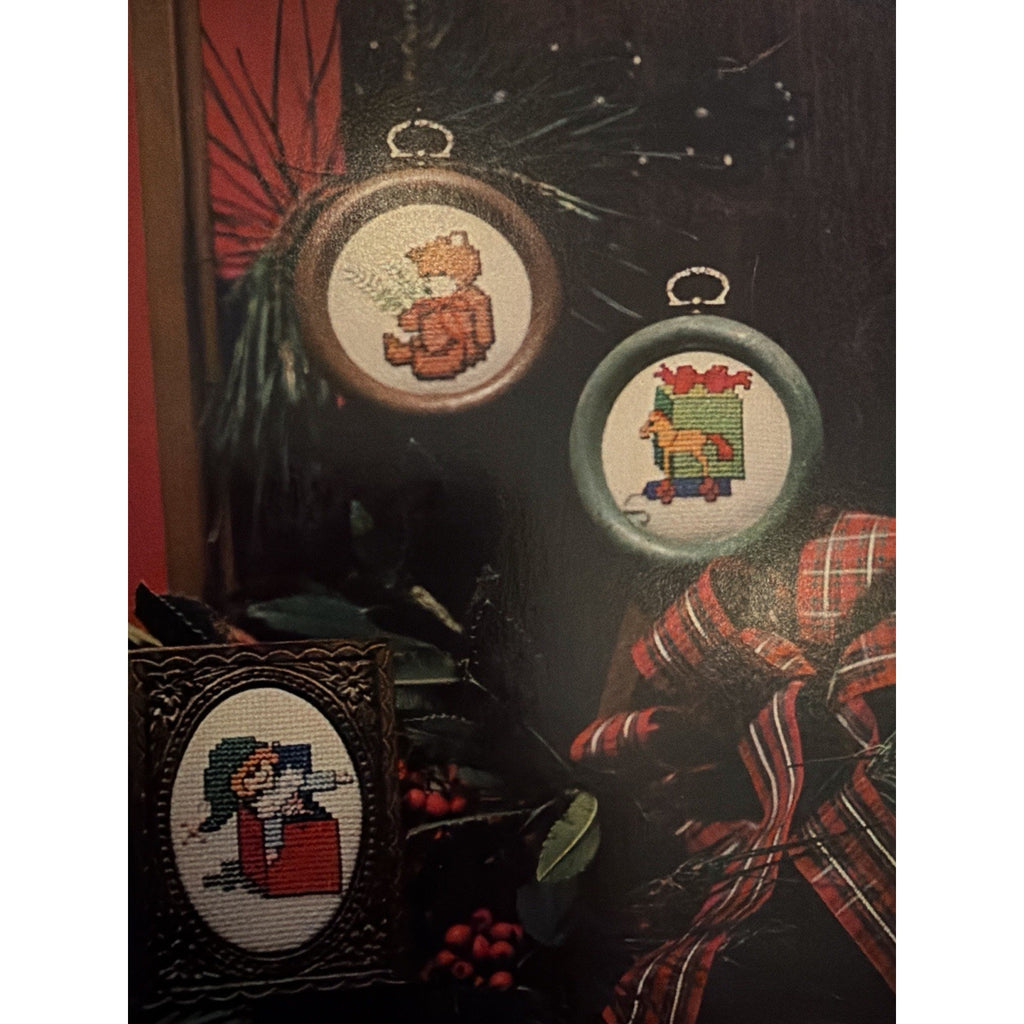 Father Christmas Bette Ashley Cross Stitch Pattern Santa Ornament Leaflet