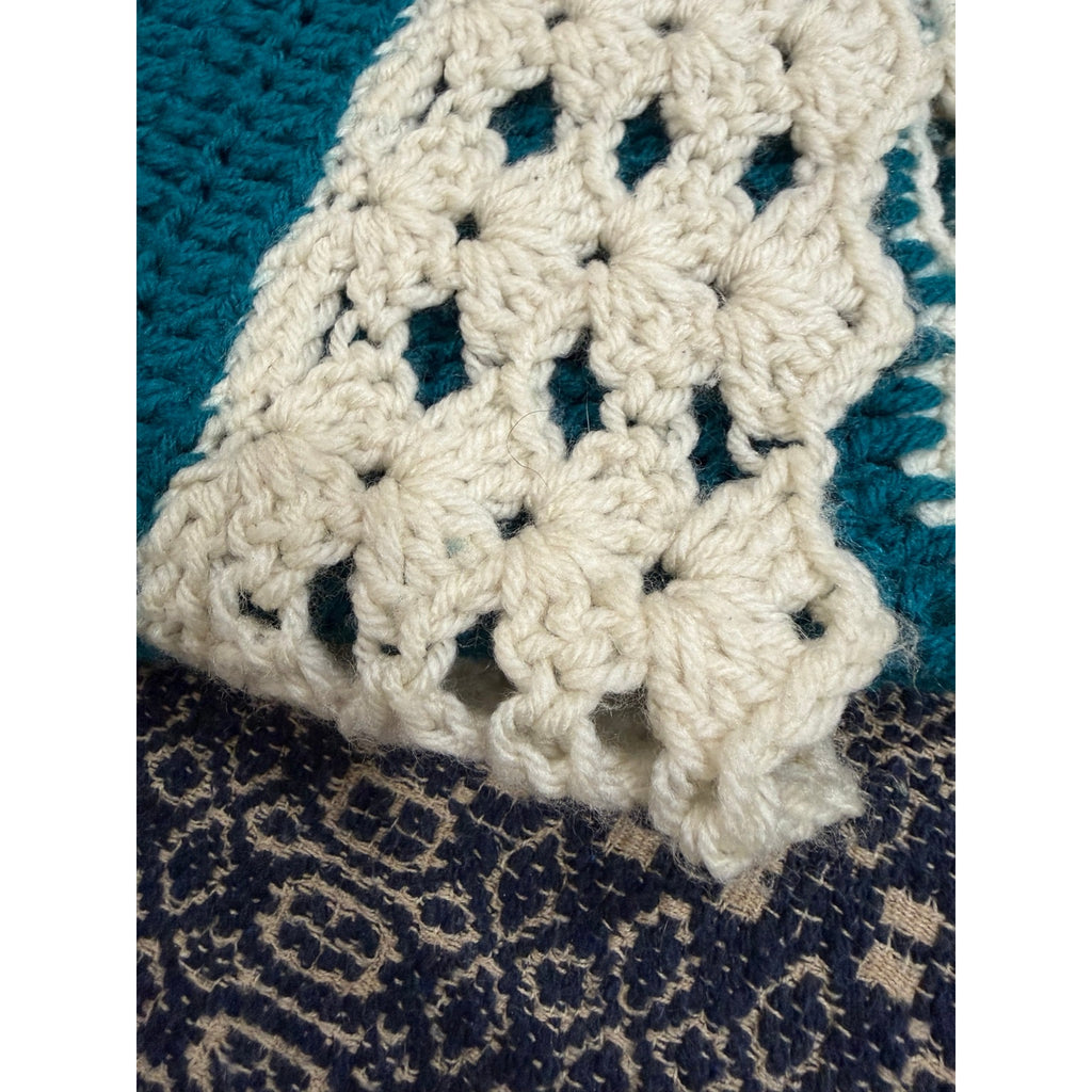 Handmade Crochet Afghan Blanket Peacock Blue Ivory Lace Trim 58 x 46