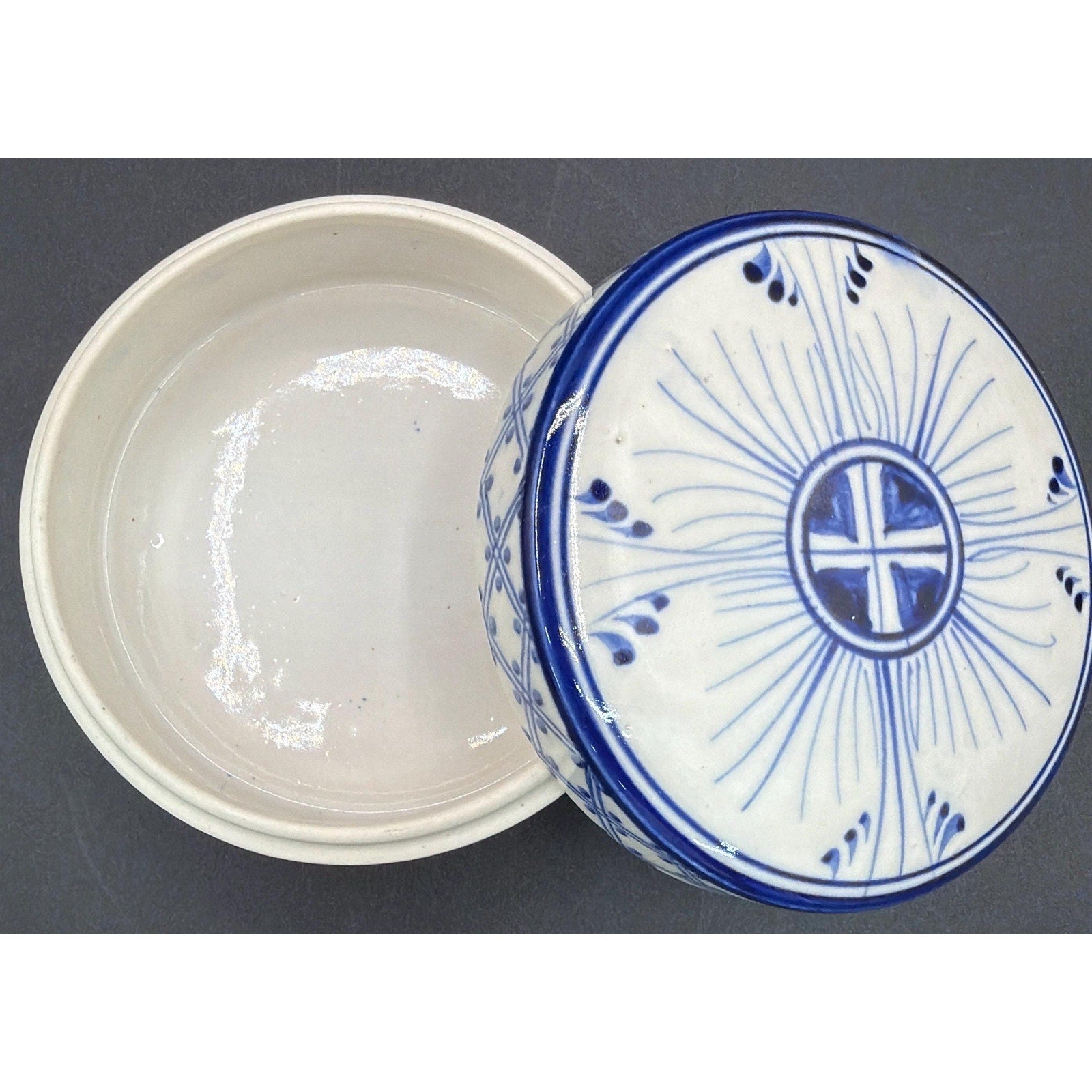 Blue White Porcelain Trinket Box, Chinoiserie Lidded Jewelry Storage