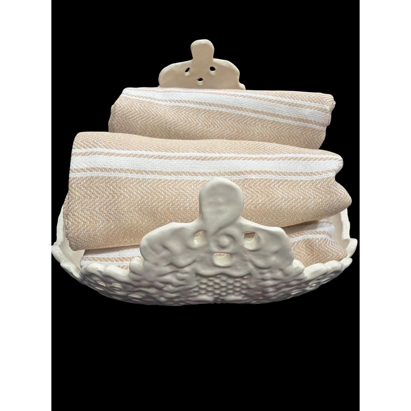 Vintage Ceramic Guest Towel Holder: Farmhouse Spa Linen Display Bowl