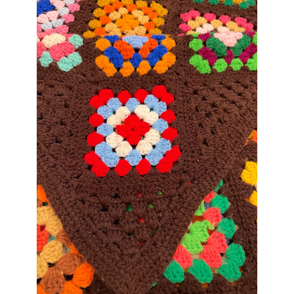 Vintage King Size Granny Square Crochet Afghan 115 x 85 Handmade Bedspread – additional view 4
