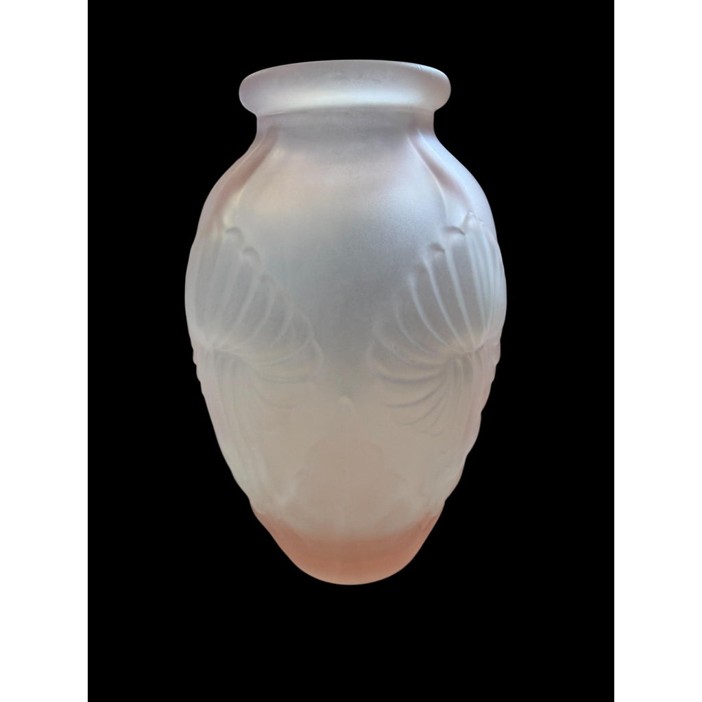 Pierre D’Avesn French Art Deco Frosted Glass Vase Pink Blush Shell Vase