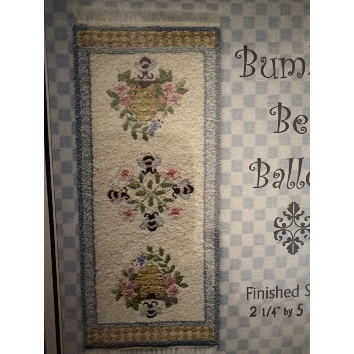Teresa Layman Bumble Bee Ballet Miniature Knotted Rug Kit NOS Sealed – additional view 2