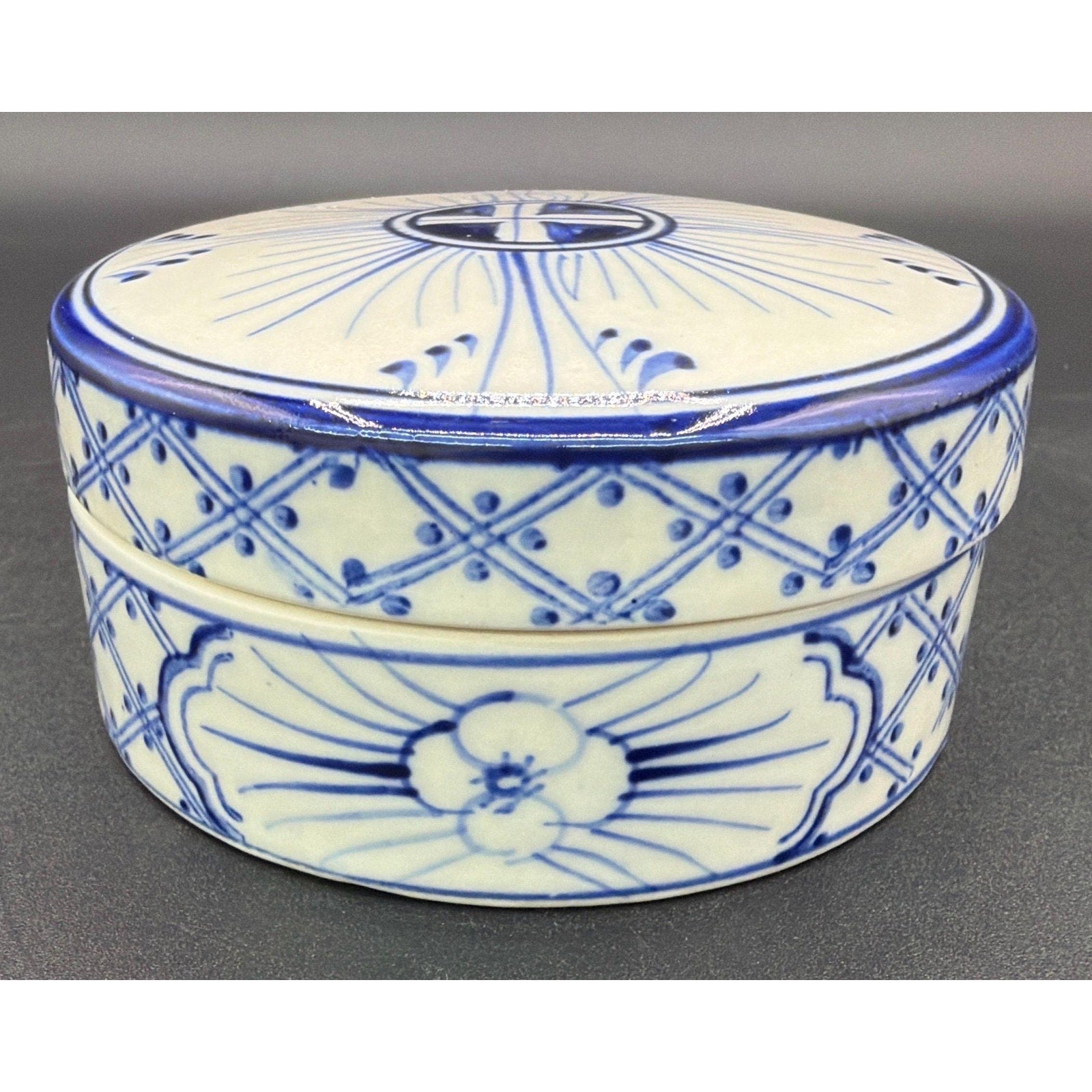 Blue White Porcelain Trinket Box, Chinoiserie Lidded Jewelry Storage