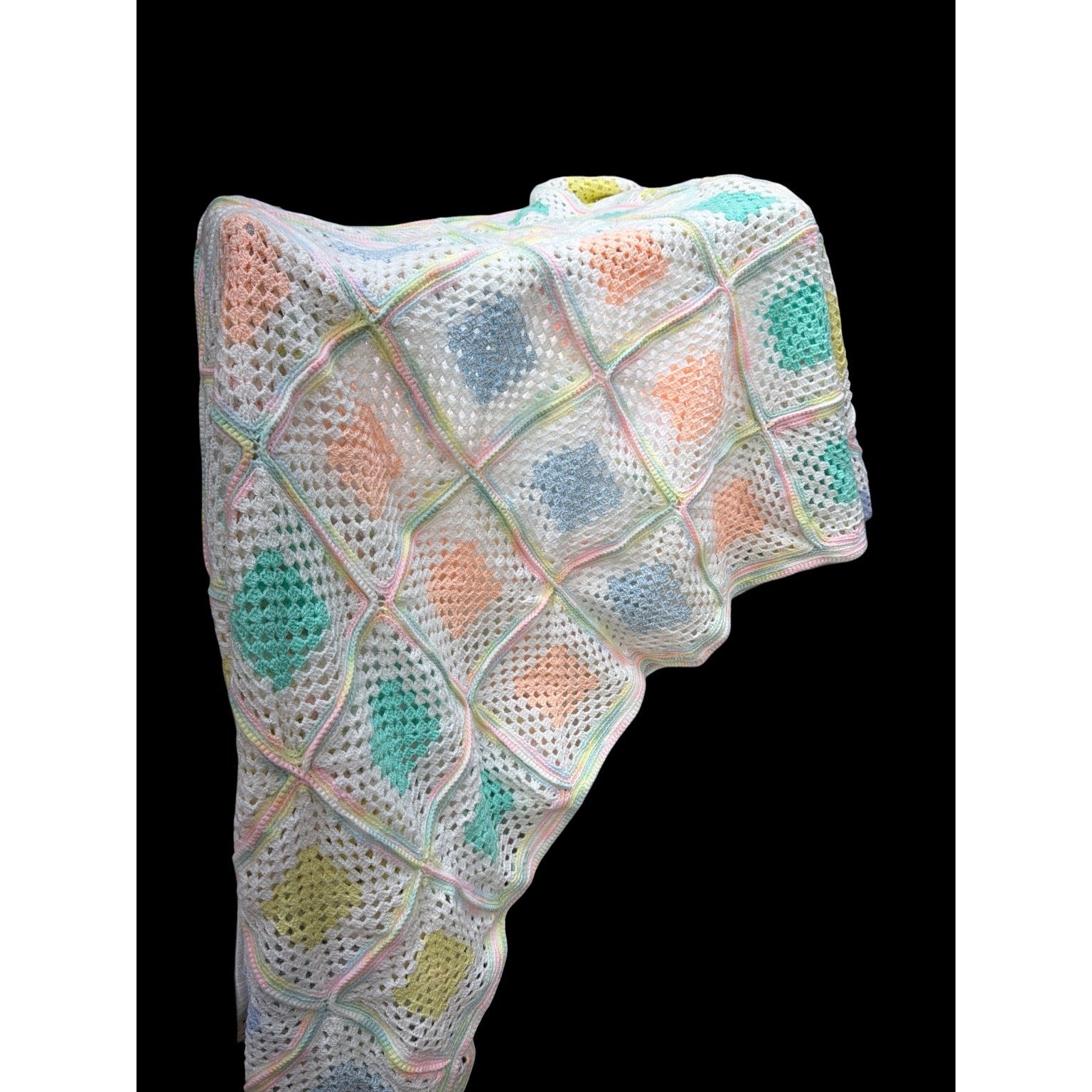 Handmade Pastel Crochet Granny Square Afghan Twin Bedspread 74 x 68