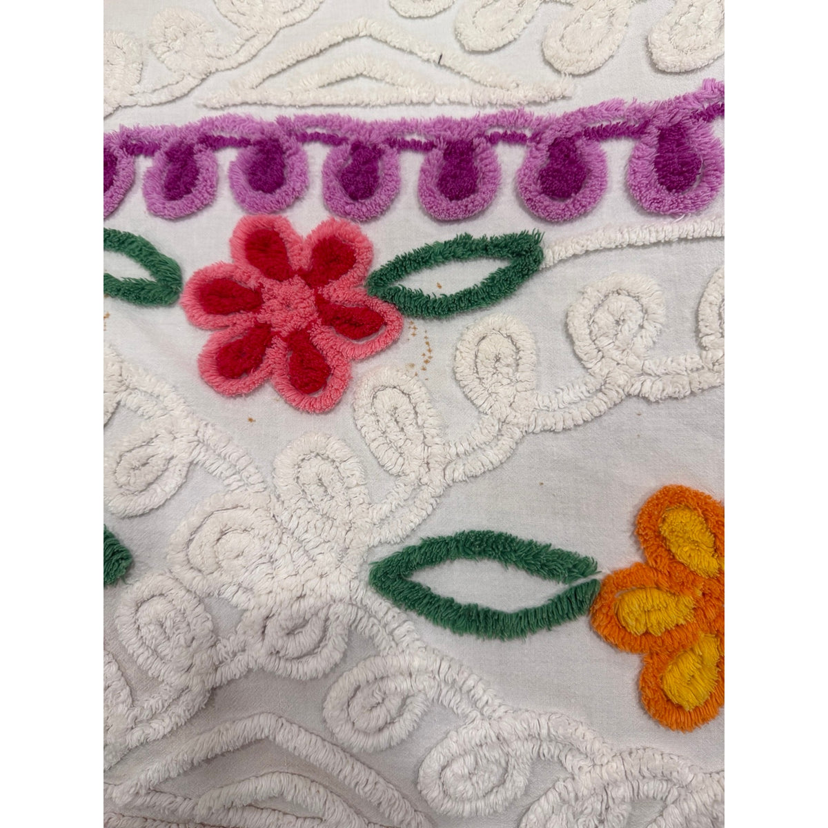 Vintage Peacock Chenille Bedspread Full Double 88 x 100 ** READ **