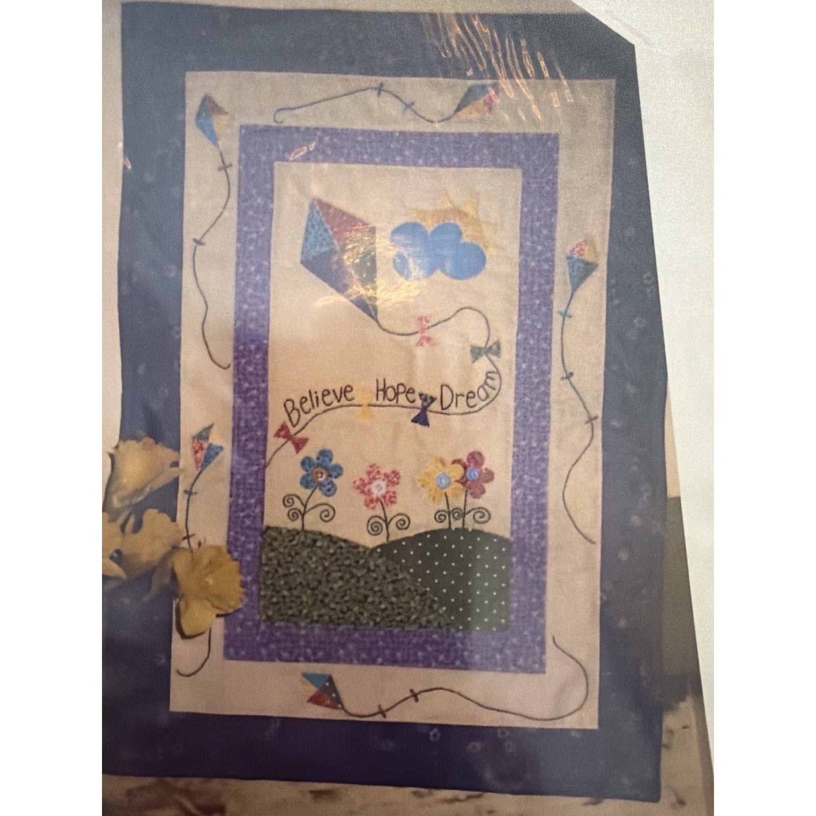 Blueberry Backroads Kites in the Clouds Quilt Pattern 023 NOS