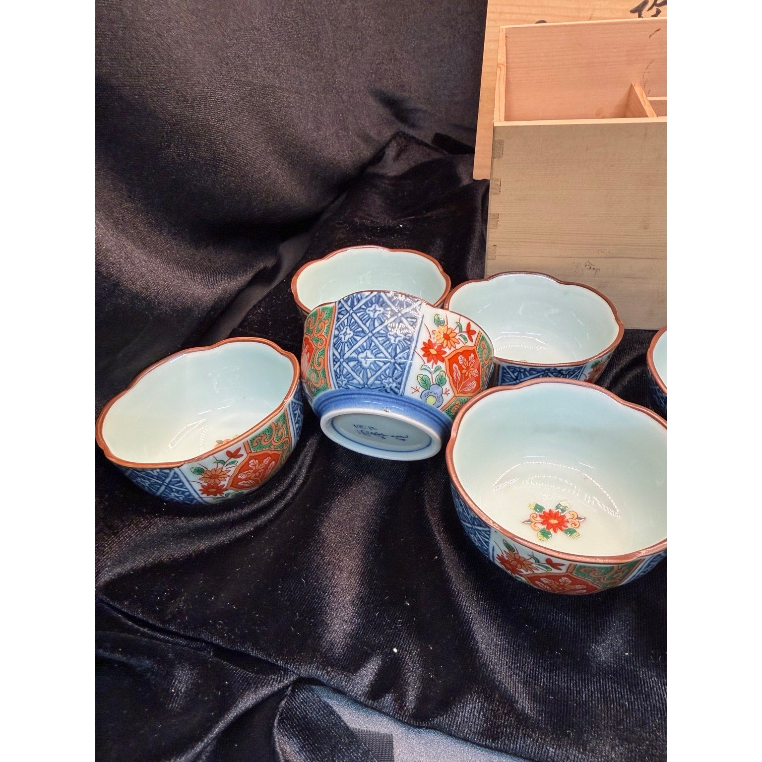 Vintage Arita Ware Seihō Porcelain Bowl Set in Signed Wood Box 12 Pieces